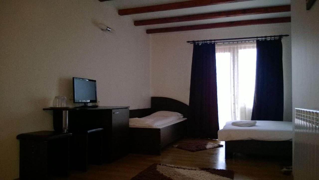 Pensiunea Valcinet Borşa Cameră foto
